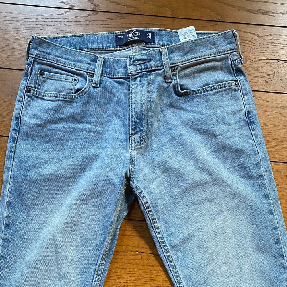 Hollister Men's Light Blue Jeans